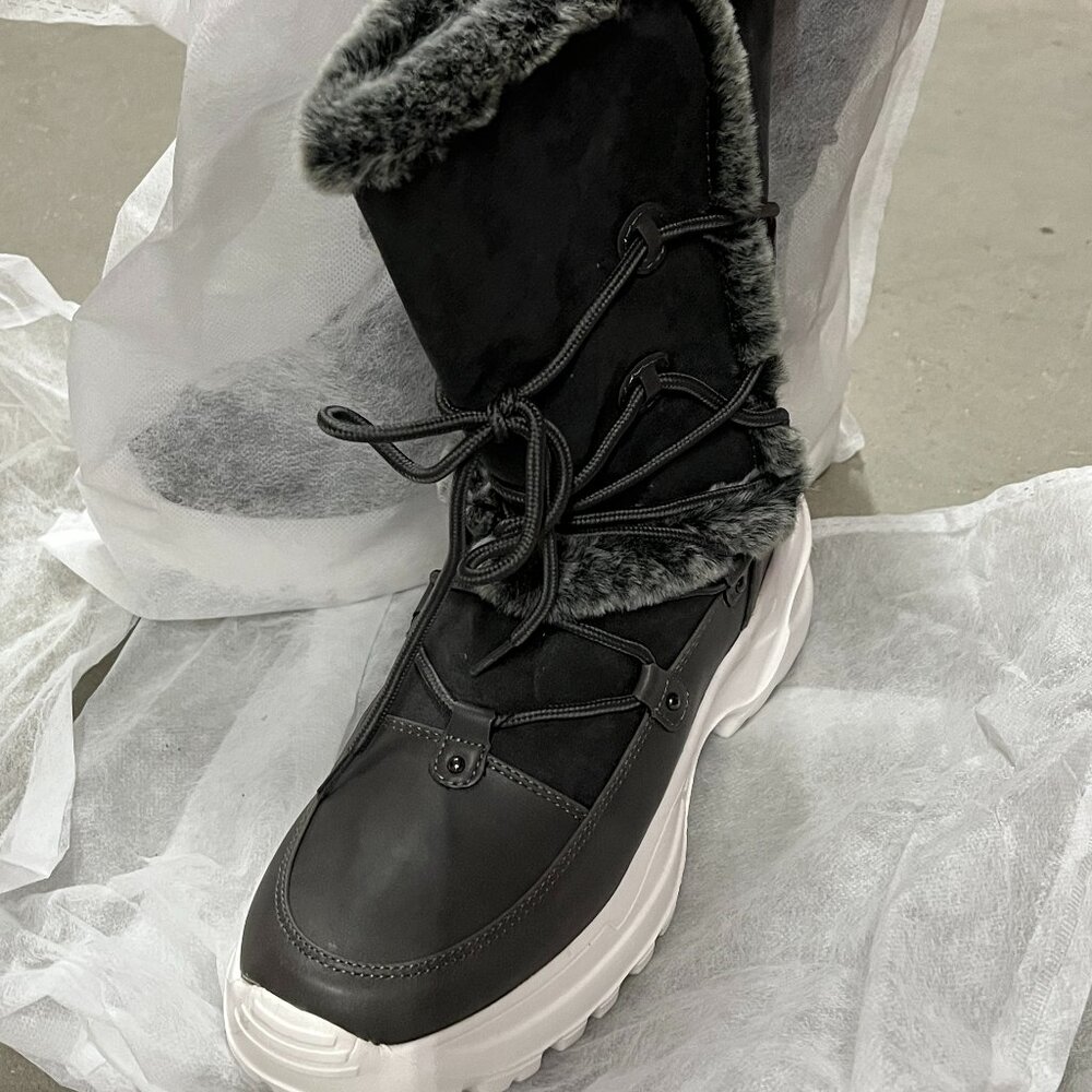 ournee Collection Polar Platform Bootie 8